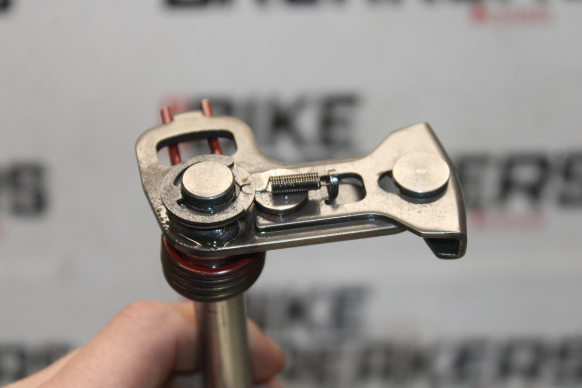 25 KAWASAKI Z900 SHIFTER SHIFT SHAFT BB928