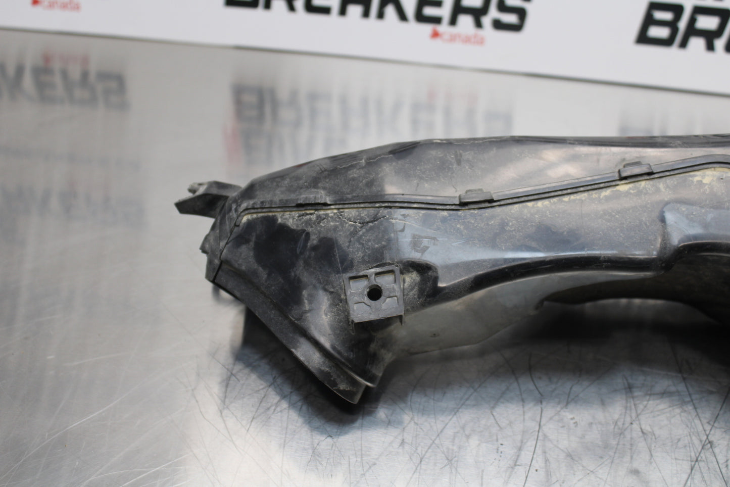 11 SUZUKI GSXR1000 RIGHT LEFT AIR INTAKE DUCTS BB142