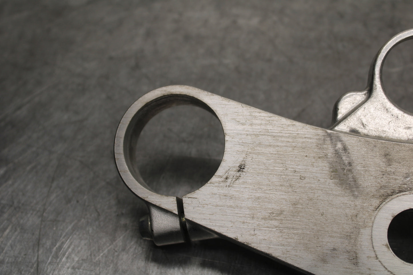 00-02 KAWASAKI NINJA ZX6R FORKS UPPER TRIPLE TREE CLAMP BB750