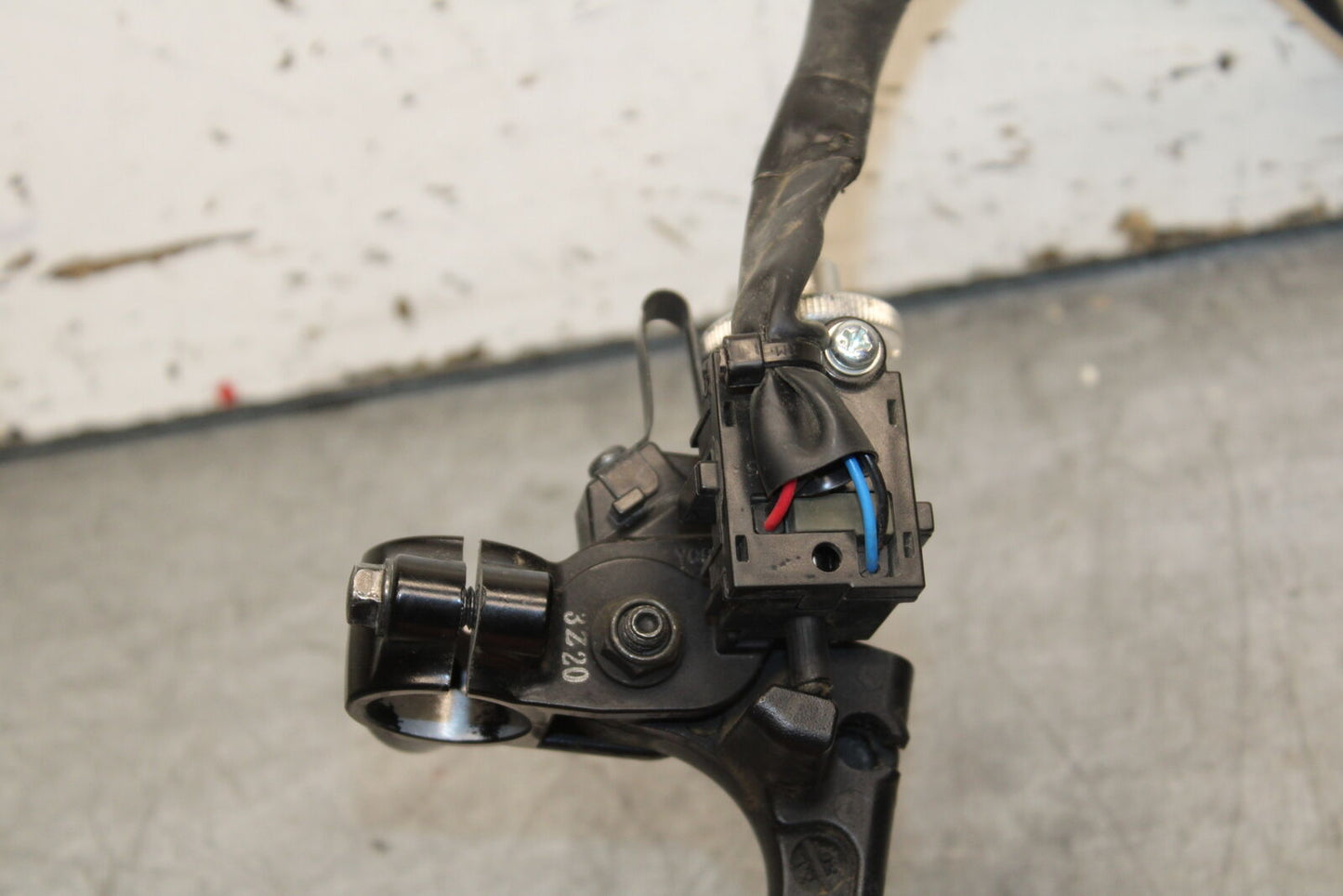 22-24 YAMAHA XSR900 CLUTCH PERCH MOUNT WITH LEVER  BB710