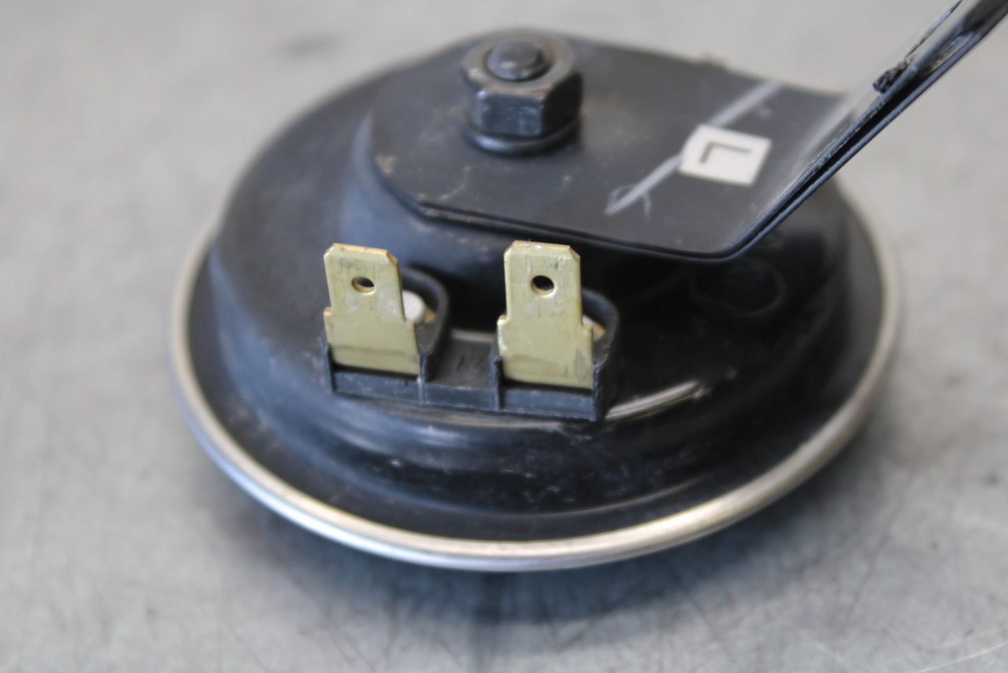 18-23 KAWASAKI NINJA 400 HORN SIGNAL  BB679