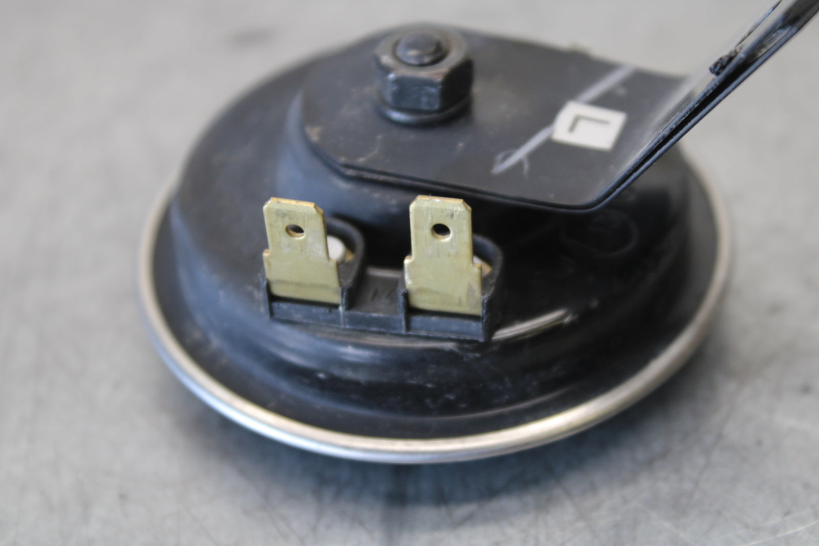 18-23 KAWASAKI NINJA 400 HORN SIGNAL  BB679