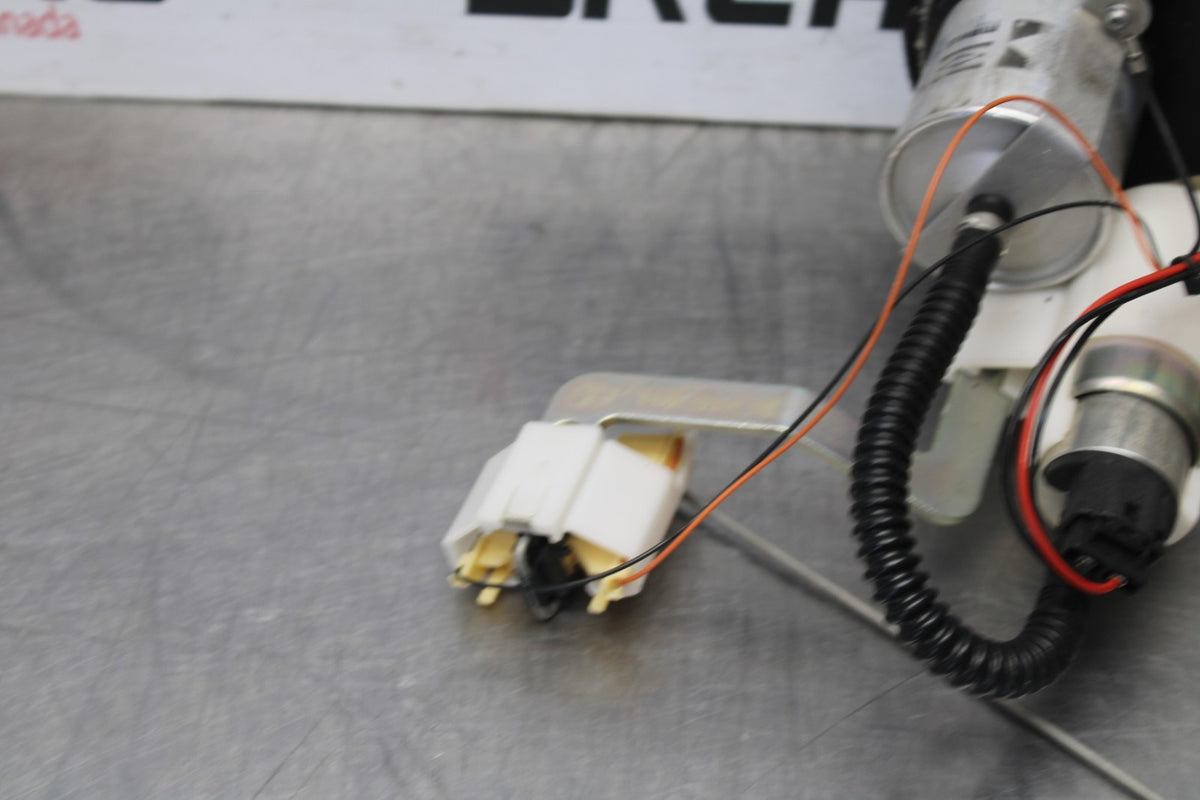 17-20 BMW S1000R FUEL PUMP GAS PETROL SENDER UNIT BB909