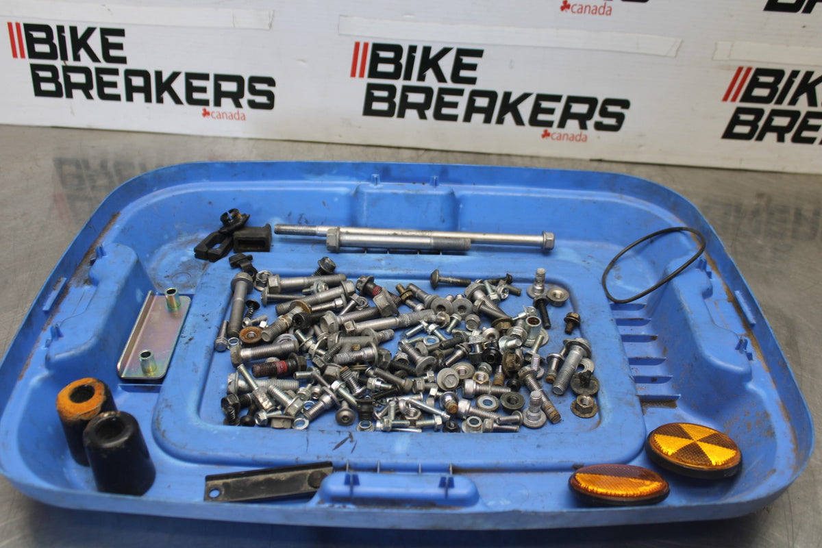 24-25 KAWASAKI NINJA 500 ABS MOUNTING BOLTS HARDWARE SCREWS BB899