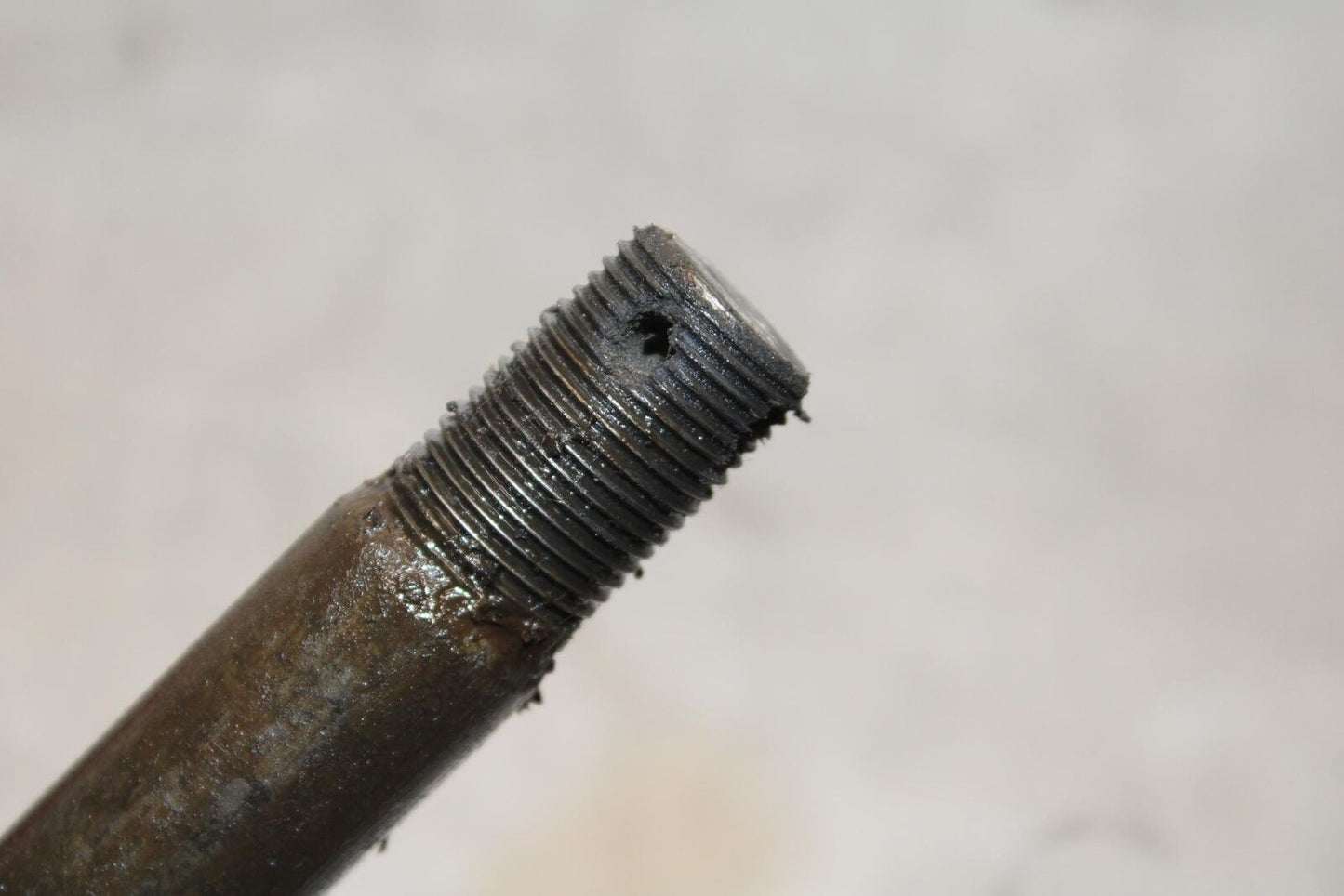 2005 Kawasaki Vulcan 1500 VN1500N REAR AXLE BACK WHEEL RIM PIVOT BOLT  BB576