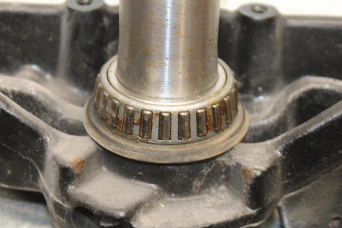 03-08 KAWASAKI VULCAN 1600 FRONT FORKS CLAMP LOWER TRIPLE TREE STEM BB616