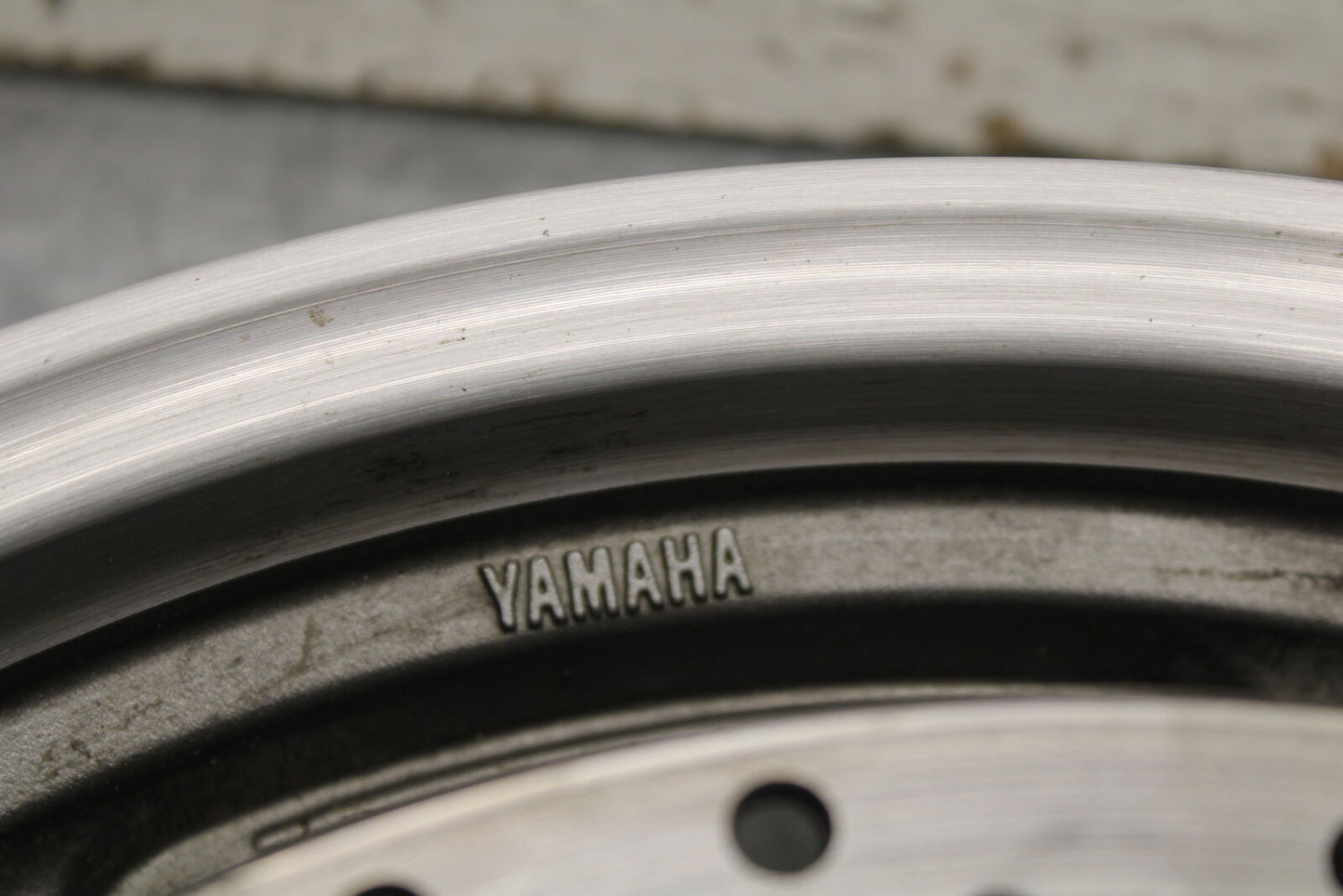 14-15 YAMAHA V STAR 1300 XVS1300CT TOURER FRONT WHEEL FRONT RIM BB722