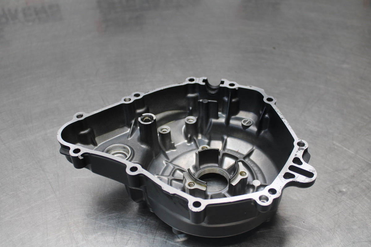 22-25 YAMAHA YZF R7 STATOR MAGNETO ALTERNATOR GENERATOR COVER BB176