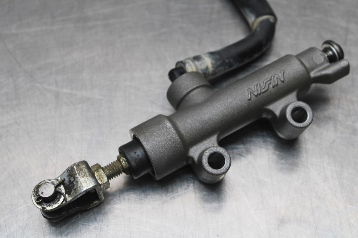 18 YAMAHA SUPER TENERE REAR BACK BRAKE MASTER CYLINDER W RESERVOIR BB832