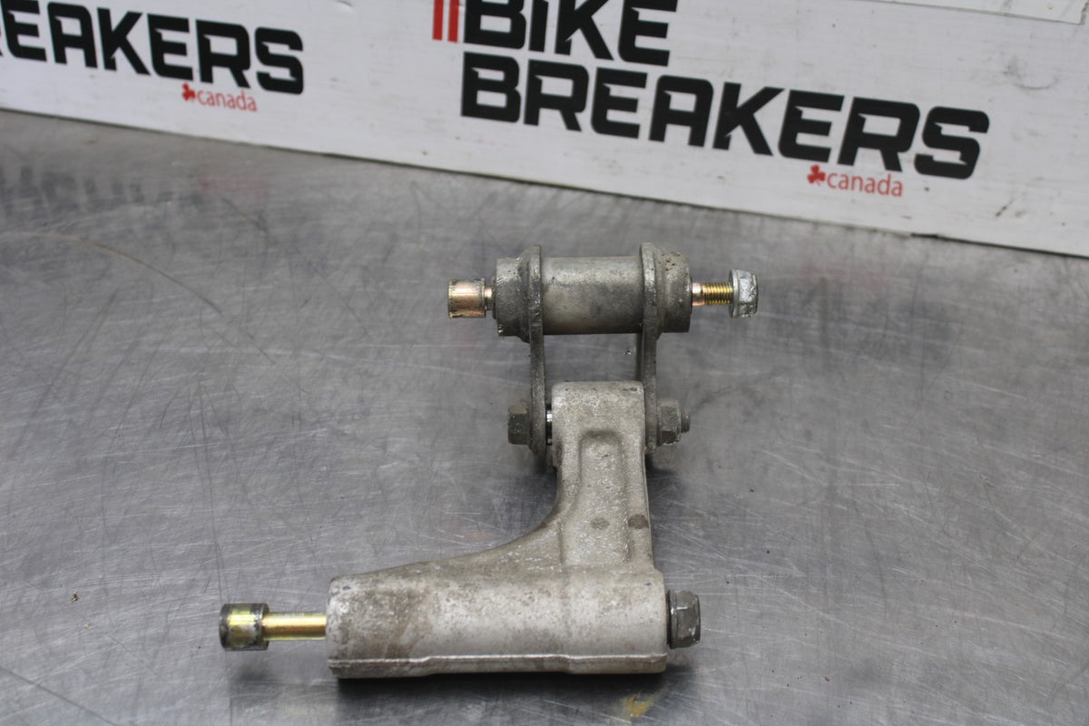98-05 HONDA SUPER HAWK 1000 VTR1000F REAR DOGBONE SHOCK LINKAGE LINK BB924