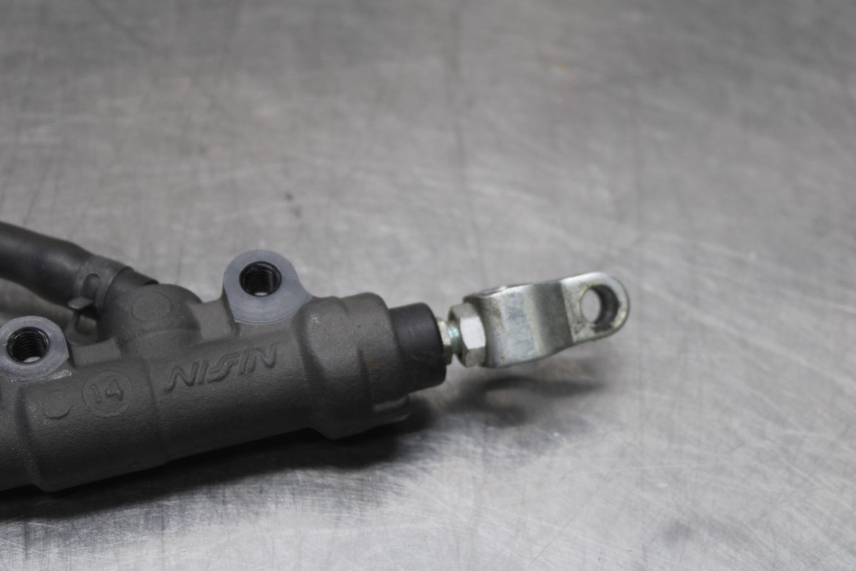 23 KAWASAKI Z900RS REAR BACK BRAKE MASTER CYLINDER W RESERVOIR BB935