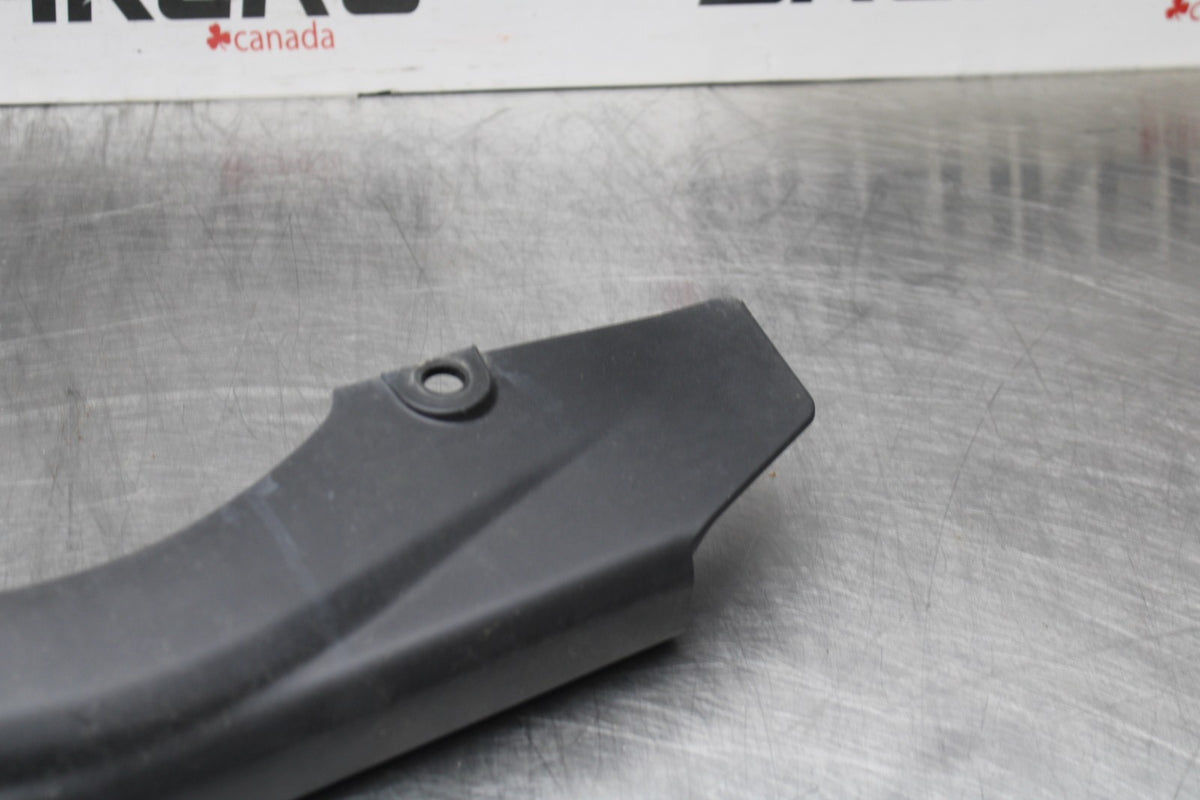 23 YAMAHA YZF R3 REAR BACK DRIVE CHAIN GUARD COVER SHIELD BB806