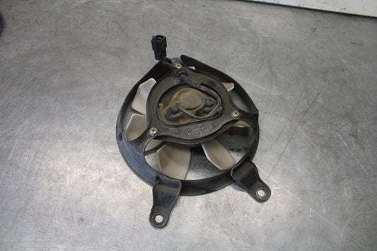 01-06 TRIUMPH TIGER 955I ENGINE RADIATOR COOLING FAN BB693