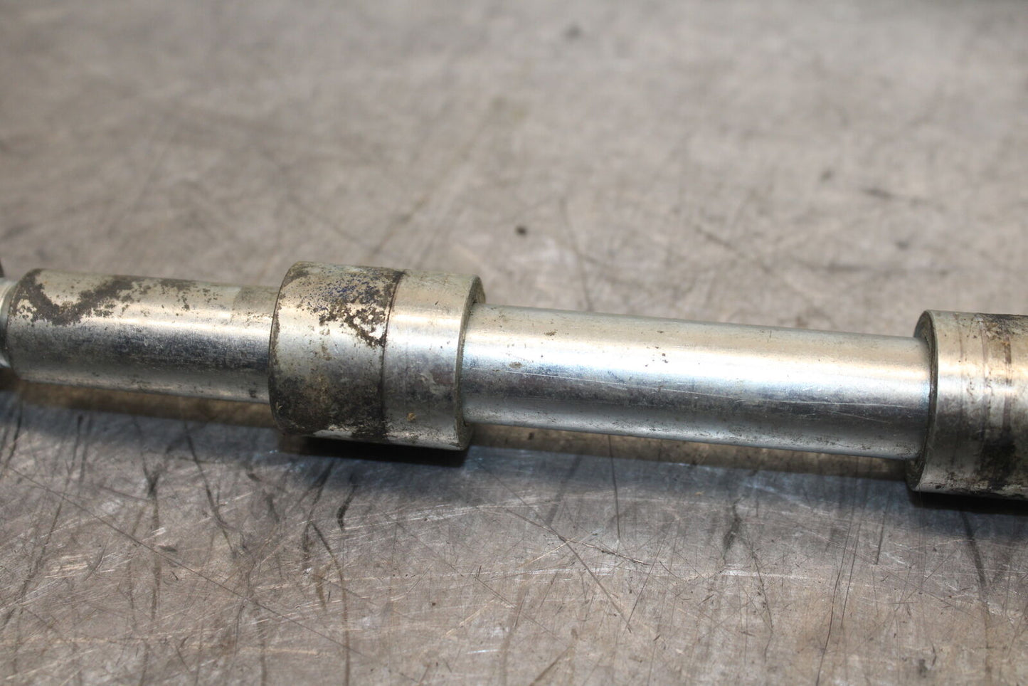 15-19 HONDA CBR300R FRONT WHEEL RIM AXLE PIVOT BOLT  BB112