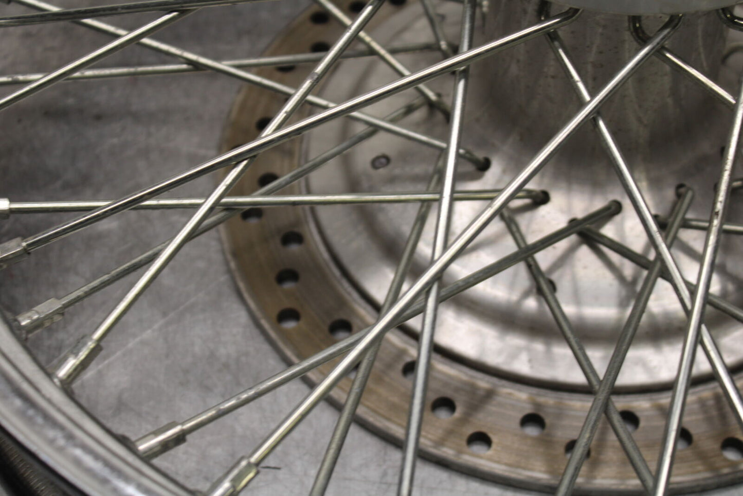 10-13 HONDA SHADOW RS 750 VT750RS FRONT WHEEL AND BRAKE DISC ROTOR BB718