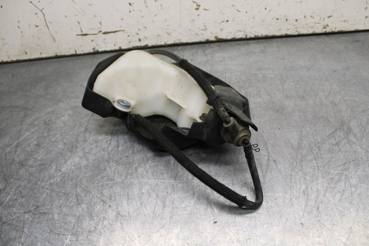 22-24 YAMAHA XSR900 COOLANT WATER TANK RESERVOIR BOTTLE BB710