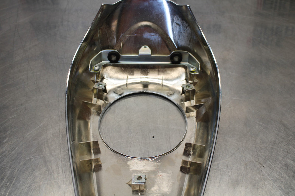 09 YAMAHA V STAR 950 GAS TANK CAP COVER TRIM PANELCOWL FAIRING BB172