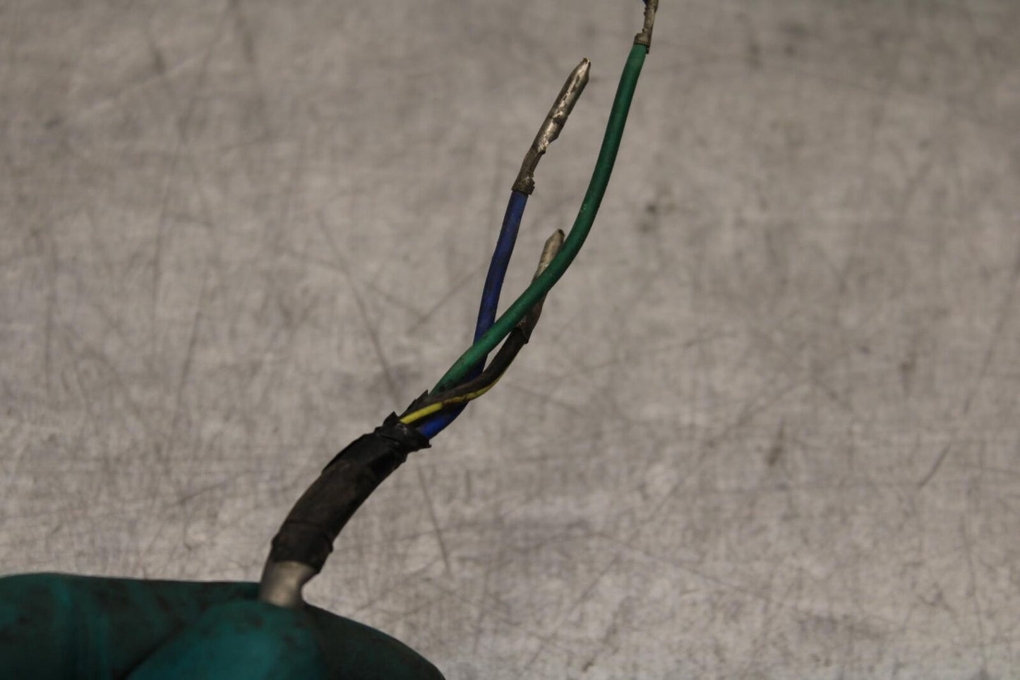 2005 Kawasaki Vulcan 1500 VN1500N Classic RIGHT FRONT TURN SIGNAL LIGHT BB576