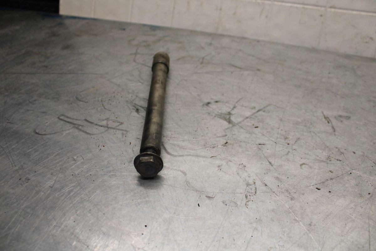07 YAMAHA YZF R6 2c0 FRONT WHEEL RIM AXLE PIVOT BOLT BB423