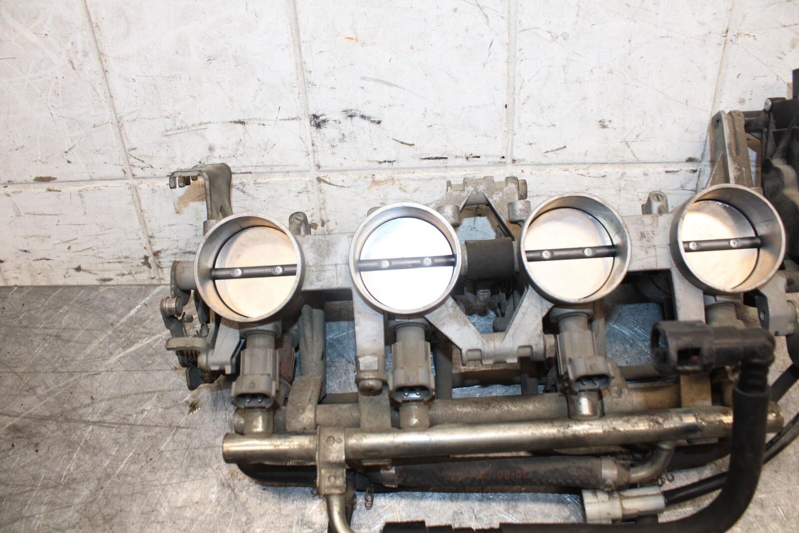 2007 Suzuki GSXR600 MAIN FUEL INJECTORS / THROTTLE BODIES 13405-01H01 BB540