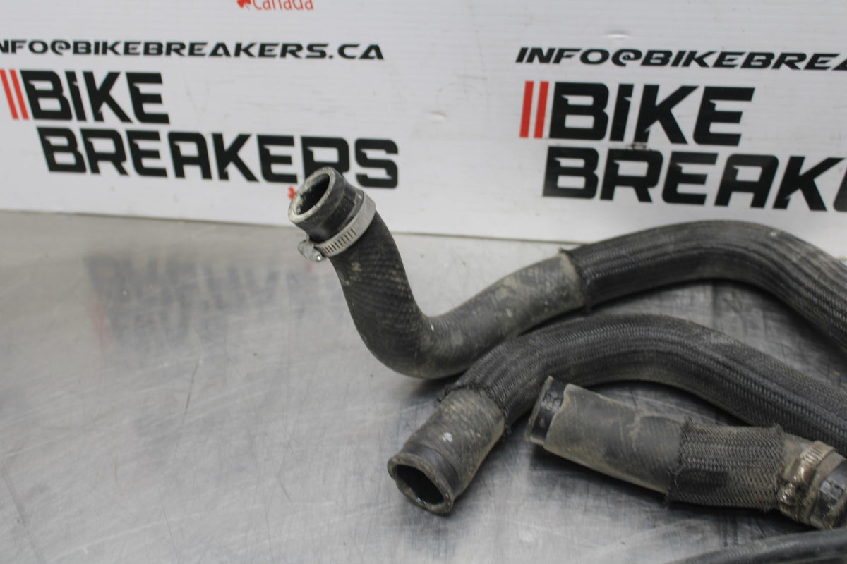 04-05 SUZUKI GSXR600 RADIATOR HOSES ENGINE COOLANT WATER PIPES HOSE SET BB792