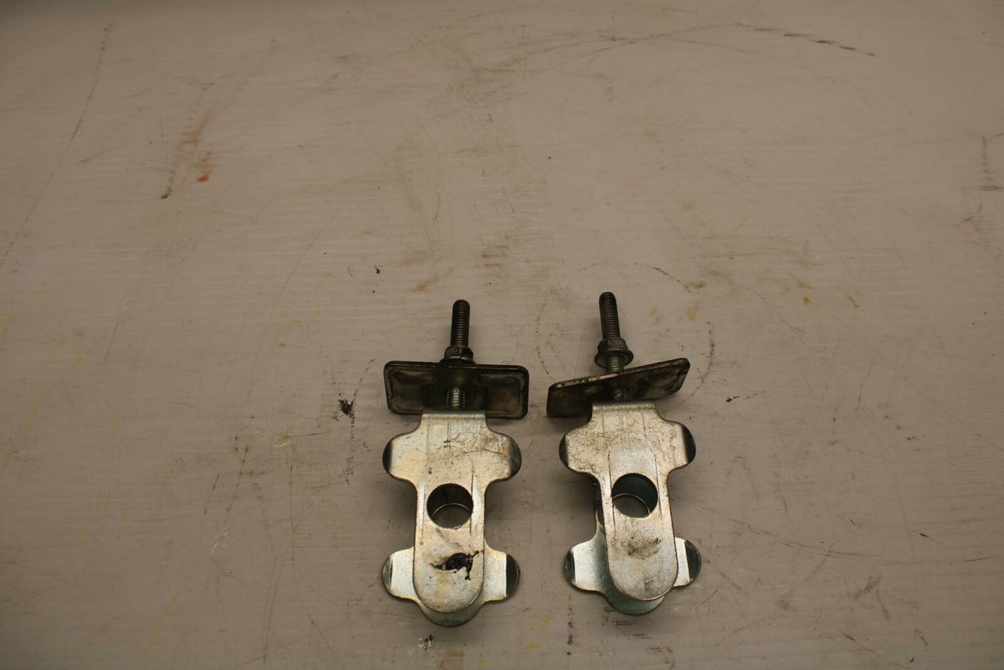 04-09 SUZUKI GS500F SWINGARM CHAIN TENSIONER ADJUSTMENT BRACKETS  BB278