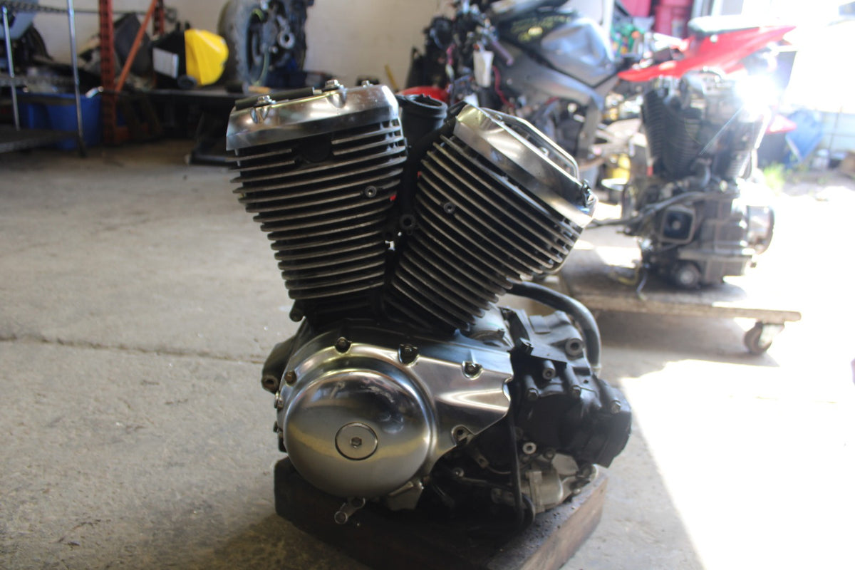 01-04 SUZUKI INTRUDER 800 ENGINE MOTOR BB00
