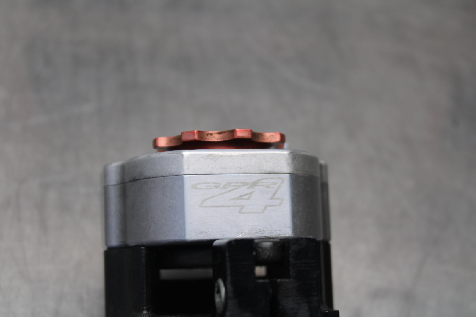 04-05 KAWASAKI NINJA ZX10R AFTERMARKET GPR STEERING DAMPER STABILIZER BB163