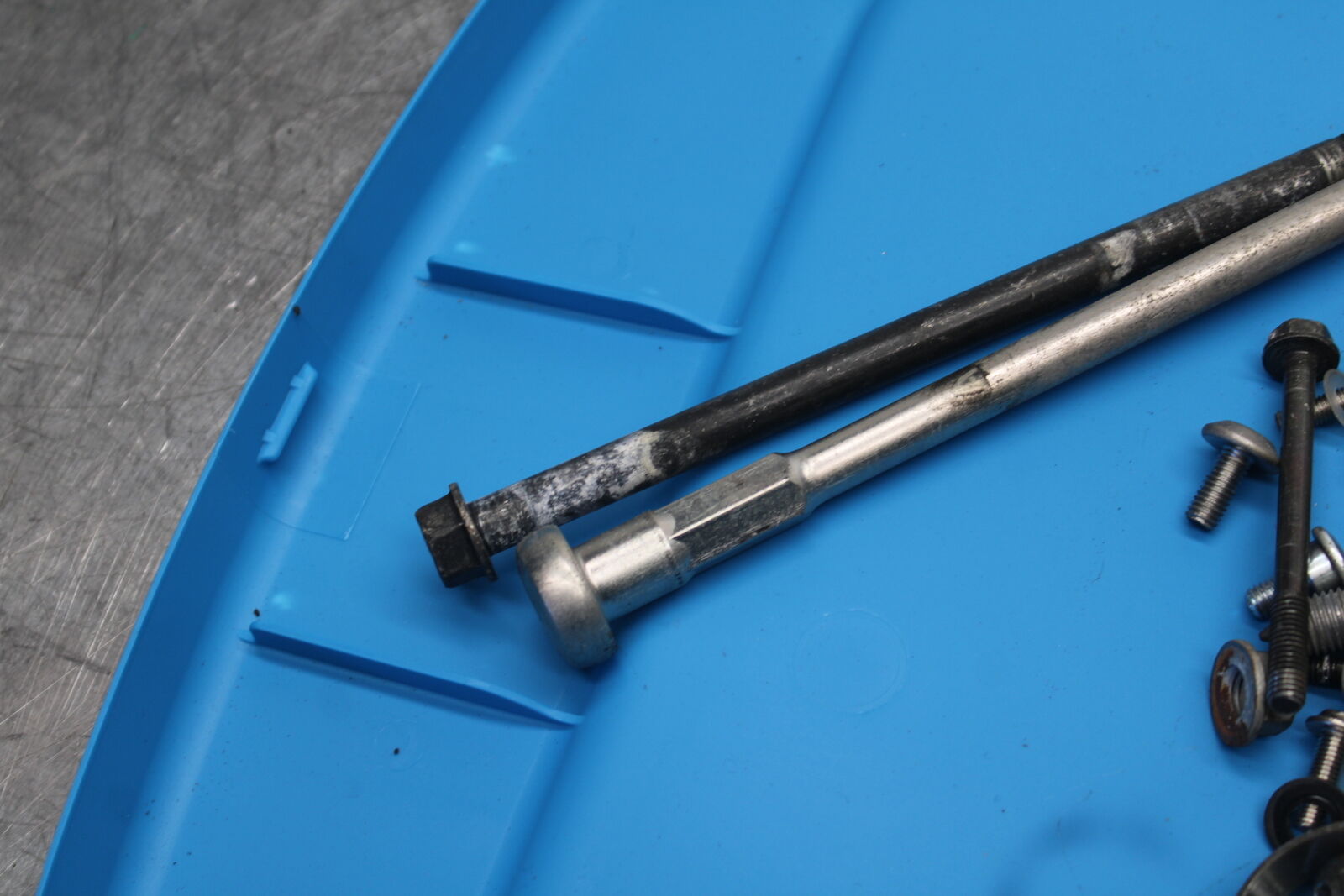 09-12 KAWASAKI NINJA ZX6R MOUNTING BOLTS HARDWARE MOTOR SCREWS BB698