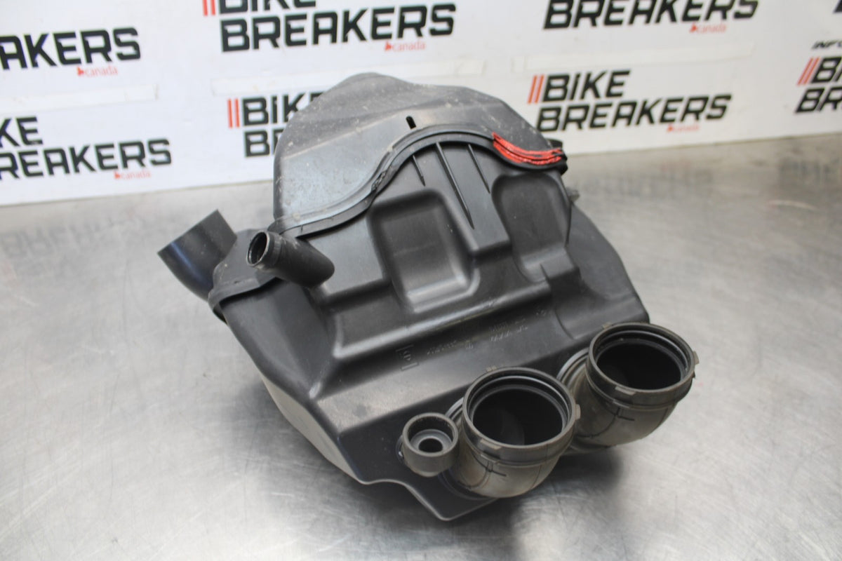 20-23 BMW F900R AIRBOX AIR INTAKE FILTER BOX BB923