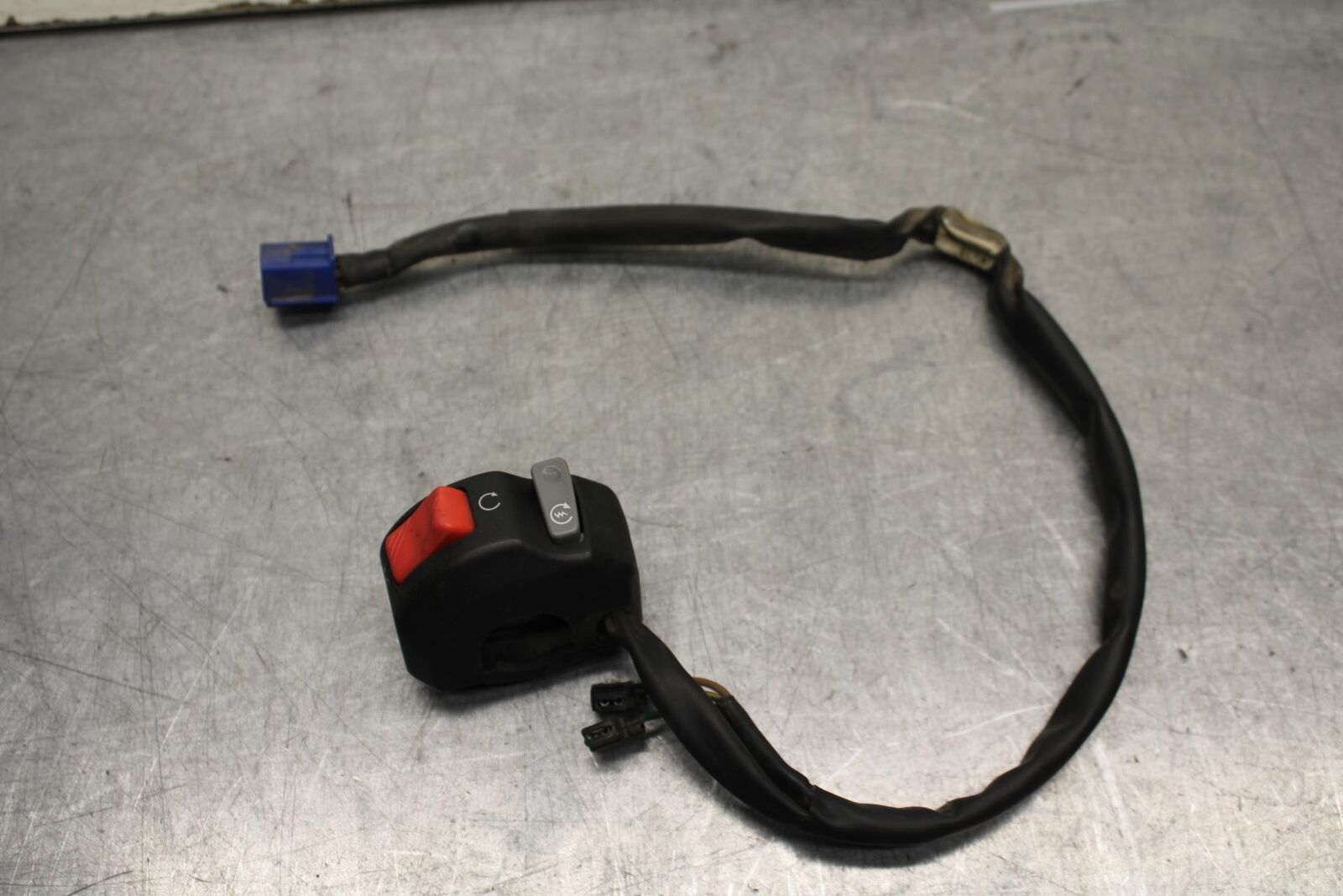 07-08 YAMAHA YZF R1 RIGHT CLIP ON HANDLE KILL OFF START SWITCH  BB575