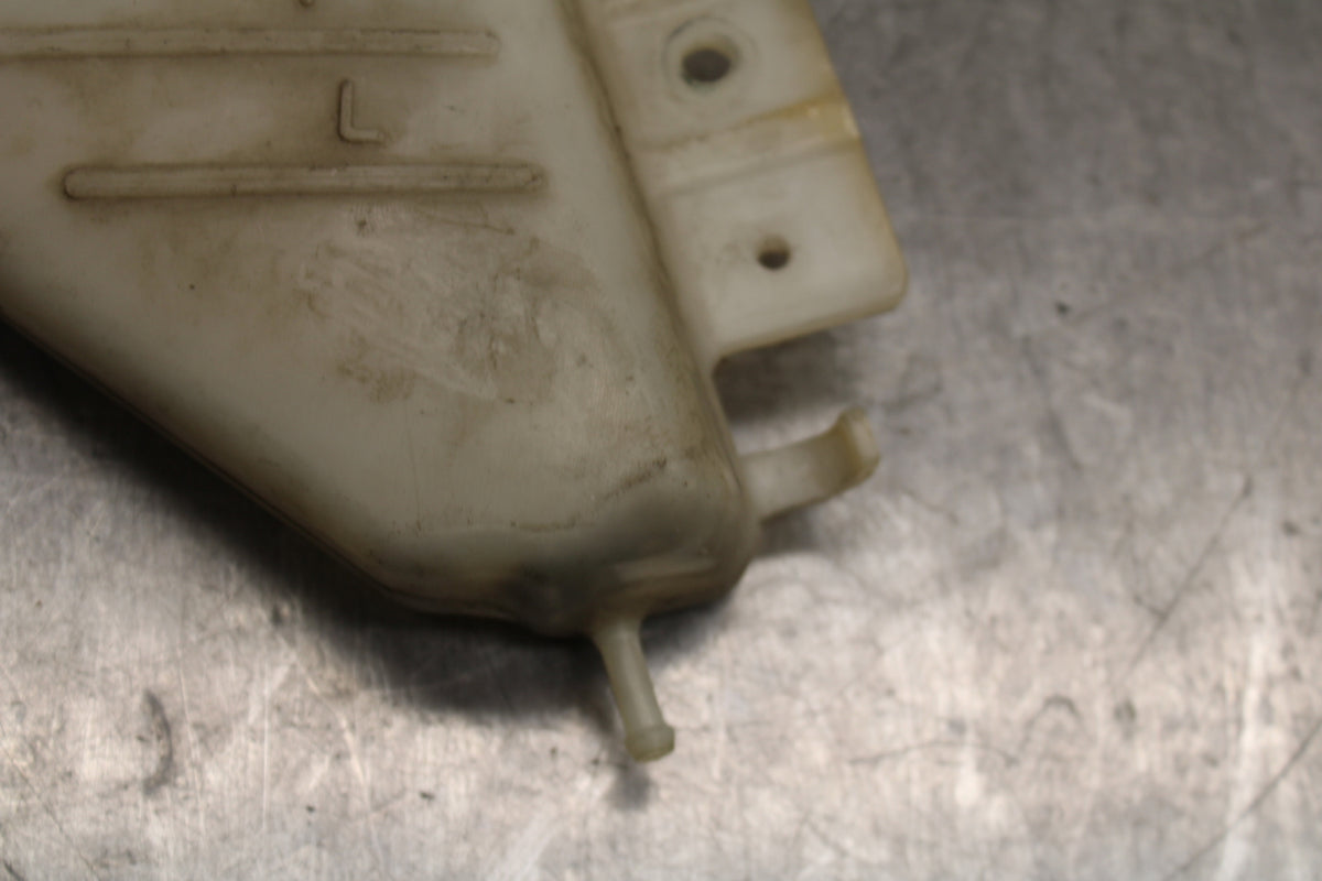 08-10 SUZUKI GSXR 600 COOLANT WATER TANK RESERVOIR BOTTLE BB116
