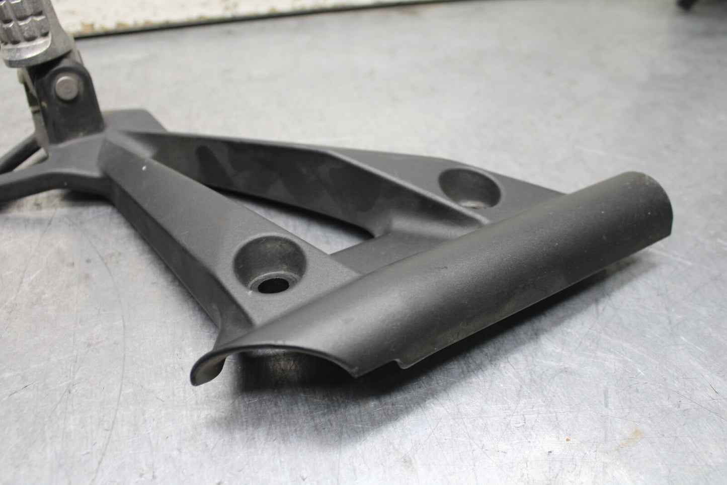 08-12 KAWASAKI NINJA 250R EX250J REAR BACK PASSENGER PEG SET PAIR BB111