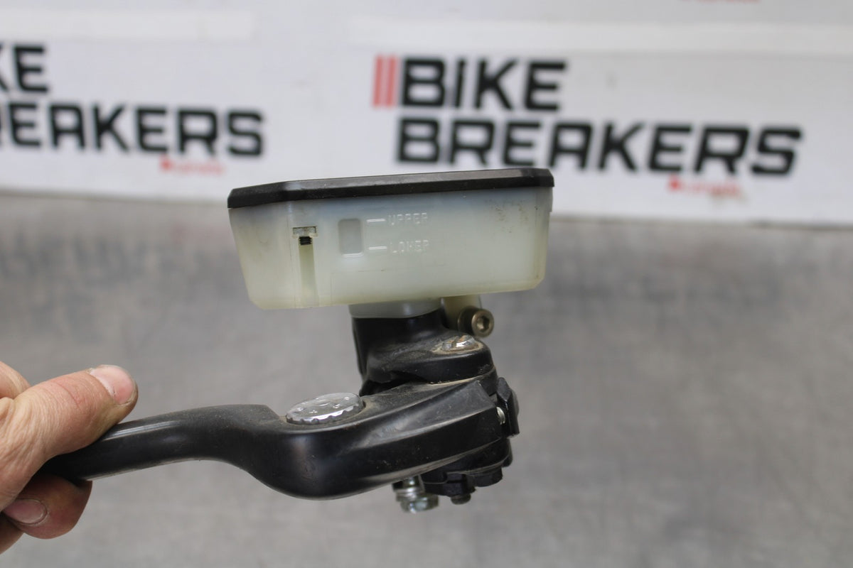 09 KAWASAKI CONCOURS 14 ZG1400B FRONT BRAKE MASTER CYLINDER w/ LEVER BB875