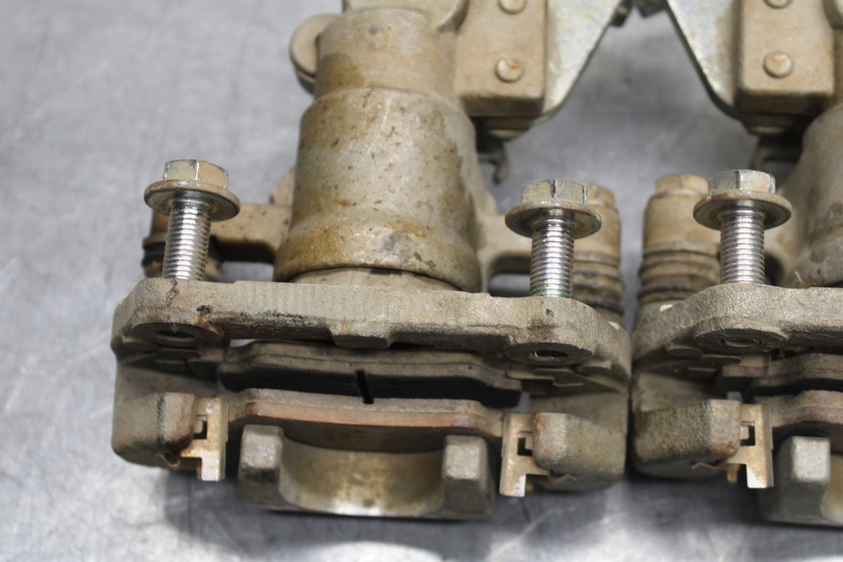 20-24 CF-MOTO CFORCE 600 TOURING REAR BACK BRAKE CALIPER SET PAIR  BB715
