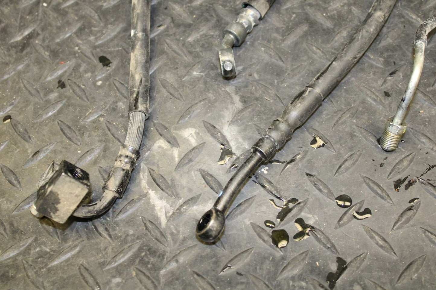 19 YAMAHA YZF R3 ABS BRAKE HOSE FLUID LINE BB177