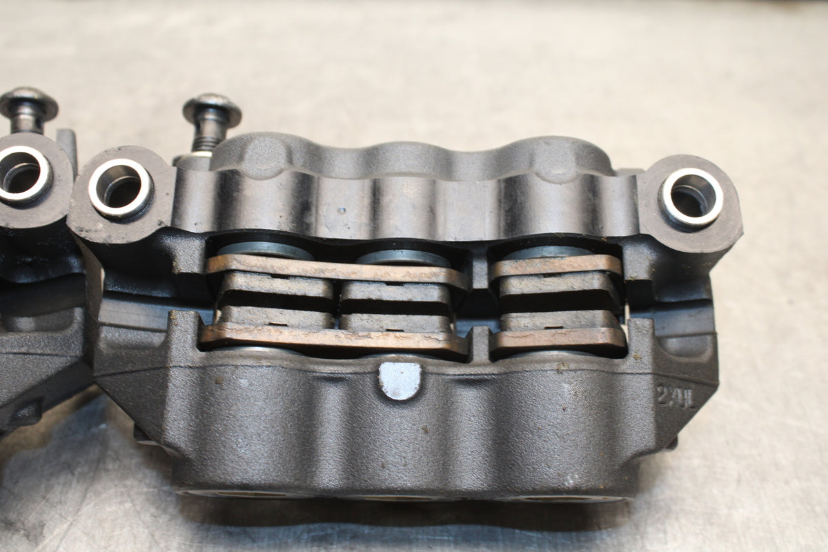 09-14 YAMAHA YZF R1 RIGHT LEFT FRONT BRAKE CALIPER SET PAIR CALIPERS BB119