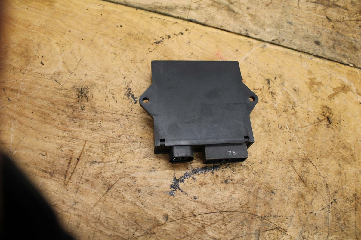91-93 YAMAHA FZR1000 ECU COMPUTER CONTROLLER UNIT BLACK BOX ECM CDI BB339 