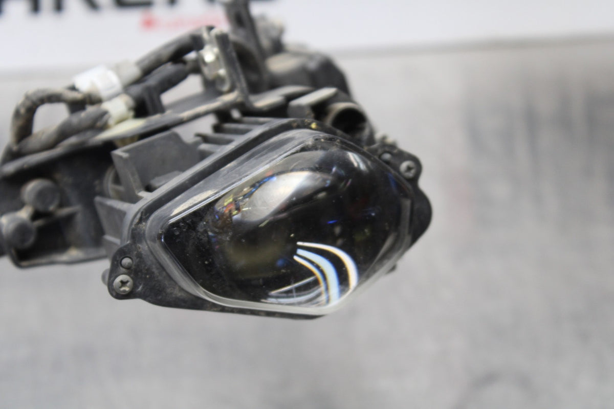 15-17 YAMAHA YZF R1 FRONT HEADLIGHT HEAD LIGHT LAMP & LIGHT CONTROL UNIT BB190
