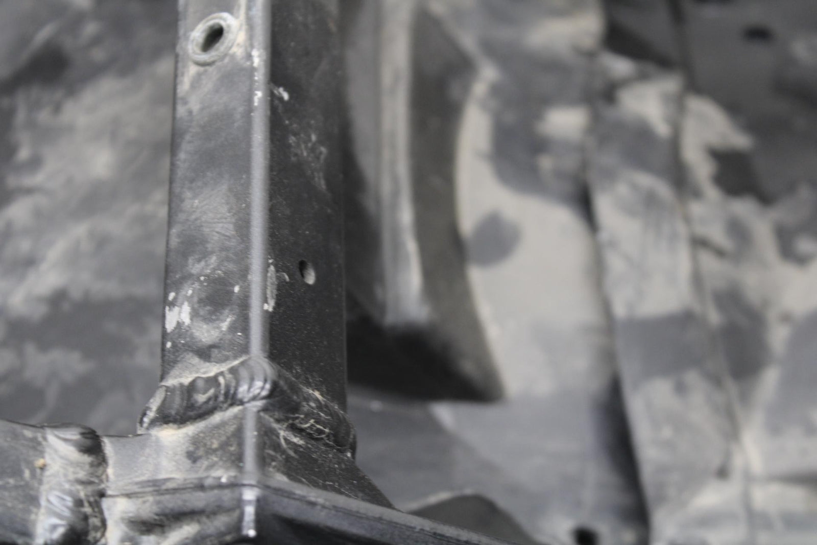 2000 Kawasaki Ninja ZX12R ZX1200A REAR BACK TAIL UNDERTAIL FAIRING COWL  BB565