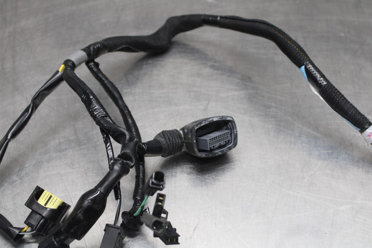 15-26 SUZUKI GSXR600 HEADLIGHT SPEEDO GAUGES WIRING HARNESS WIRE LOOM BB888