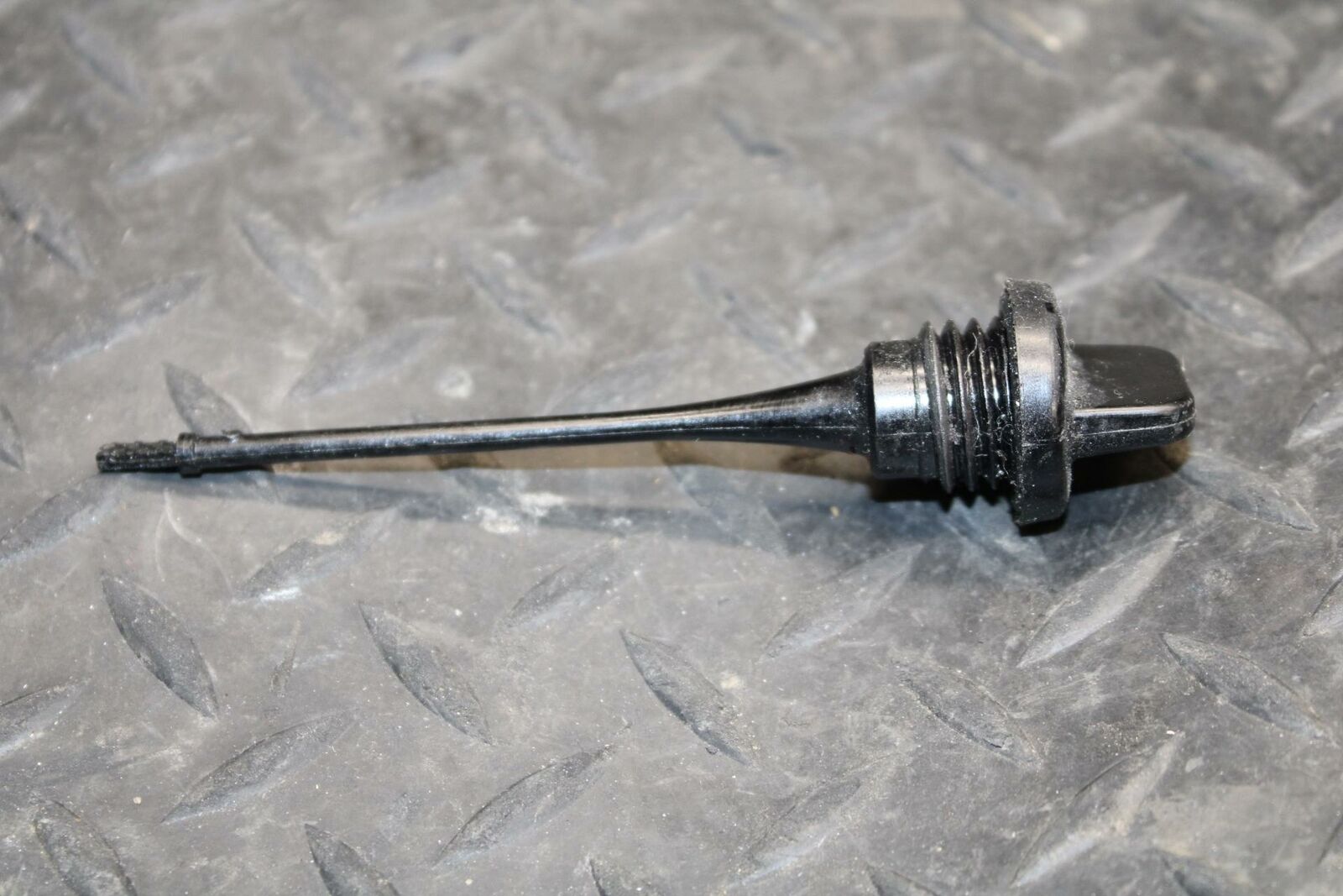 87-06 YAMAHA BANSHEE 350 OIL LEVEL TUBE PIPE DIPSTICK BB223 A