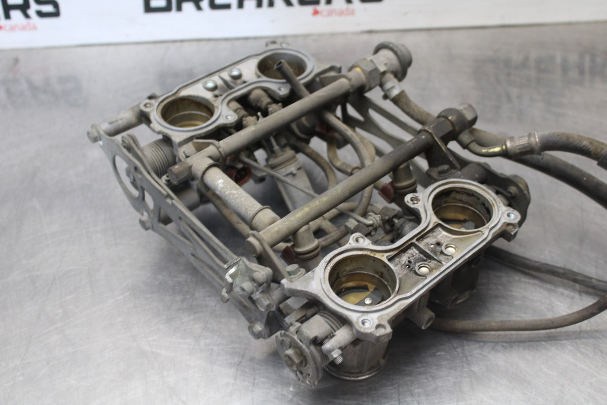 06-07 HONDA INTERCEPTOR 800 VFR800 MAIN FUEL INJECTORS / THROTTLE BODIES BB917