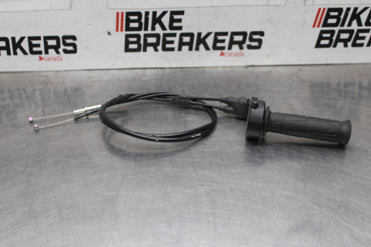 24-25 KAWASAKI NINJA ZX6R THROTTLE CABLES LINES & HOUSING BB939