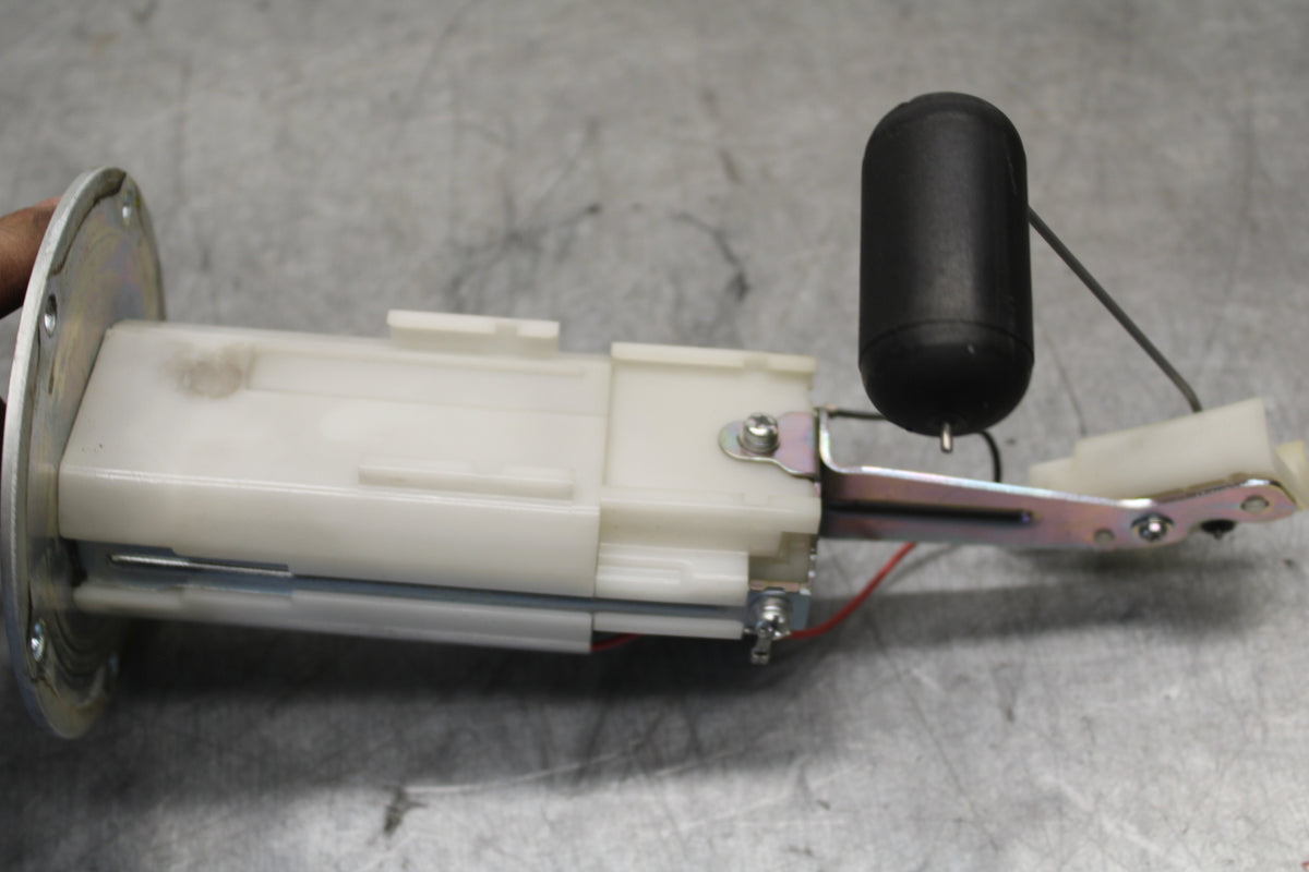 12-17 KAWASAKI ER-6N Z650 FUEL PUMP GAS PETROL SENDER UNIT BB709