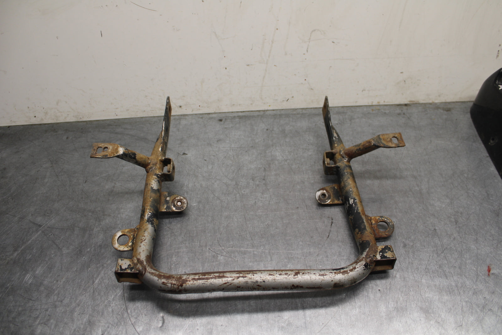 02-06 YAMAHA BANSHEE 350 REAR BACK BUMPER GRAB BAR BB126