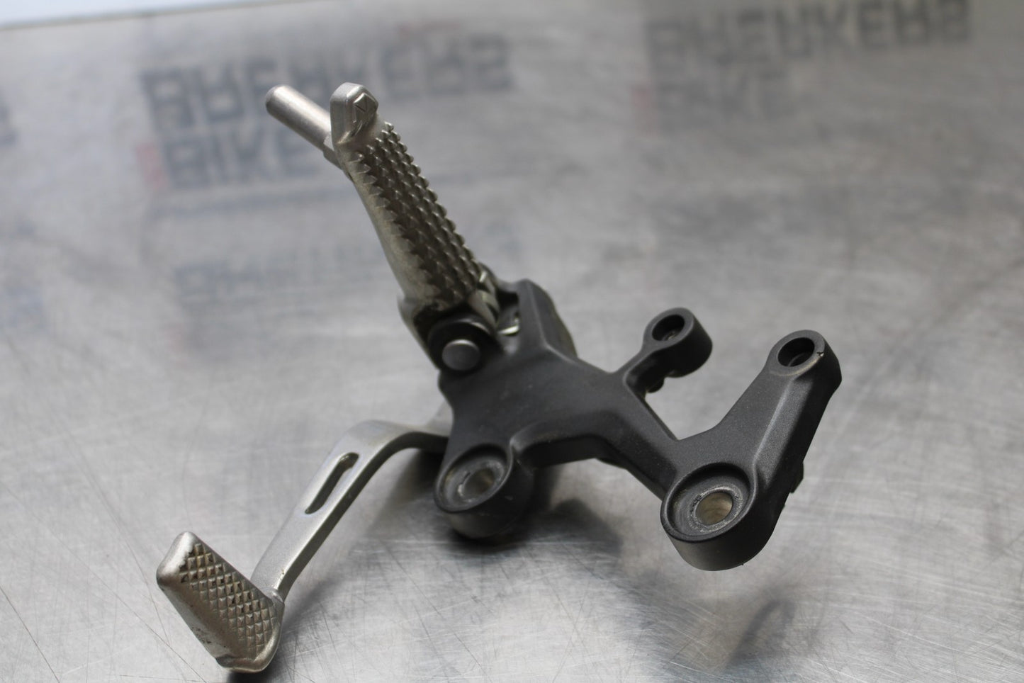 18-23 KAWASAKI NINJA 400 EX400 ABS RIGHT REARSET REAR SET FOOT PEG REST BB177