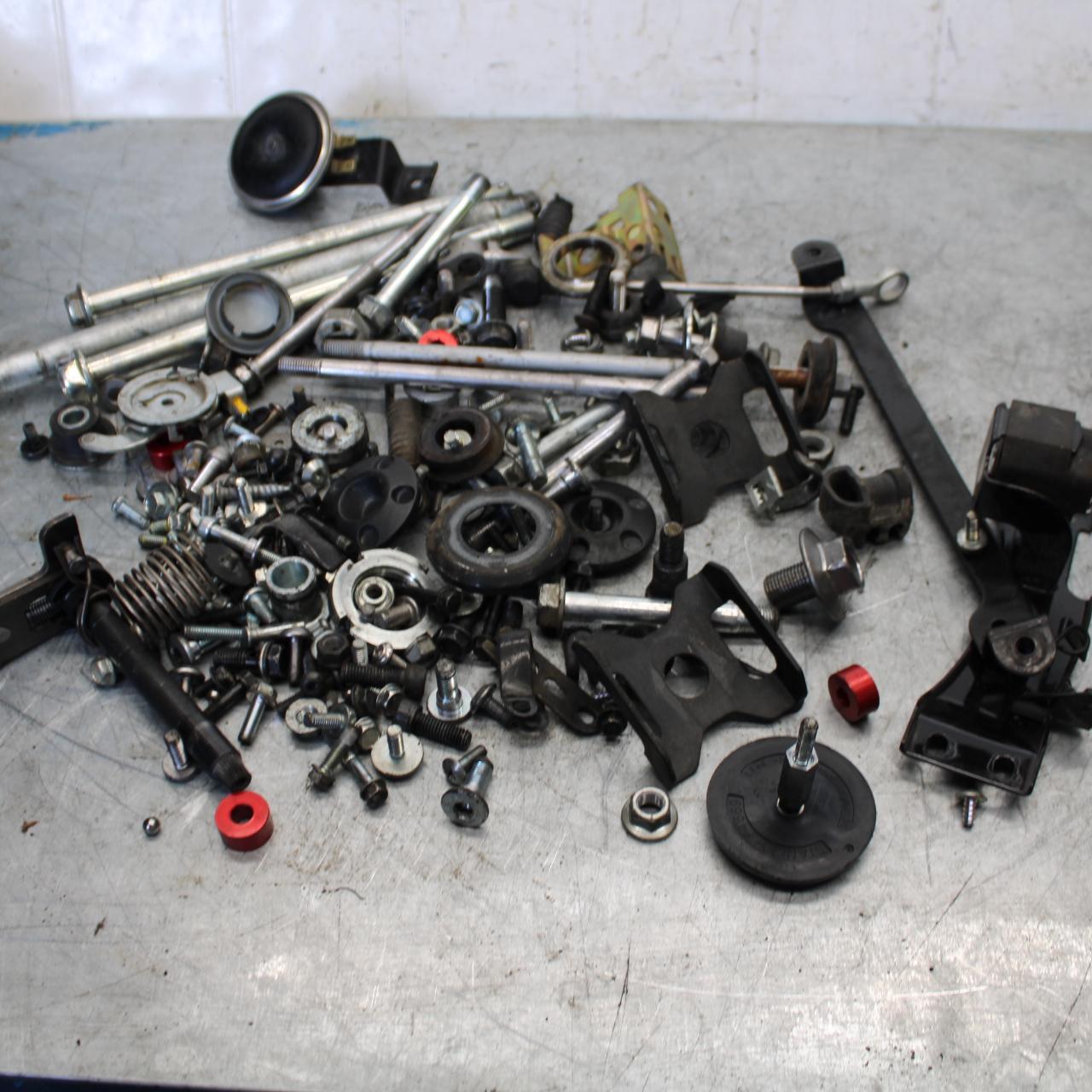 13-17 KAWASAKI NINJA 300 ENGINE MOUNTING BOLTS RANDOM HARDWARE  SCREWS BB429