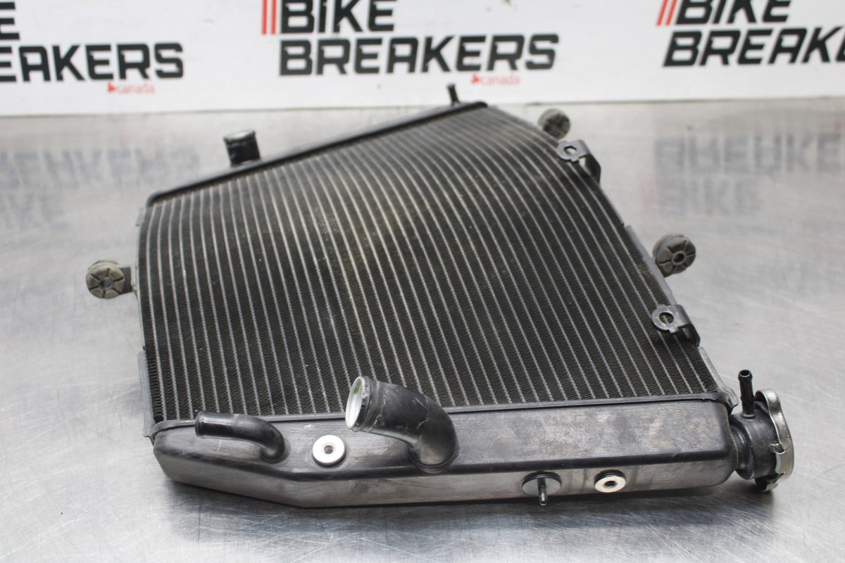 08-10 SUZUKI GSXR 600 ENGINE RADIATOR MOTOR COOLER COOLING RADIATER BB835