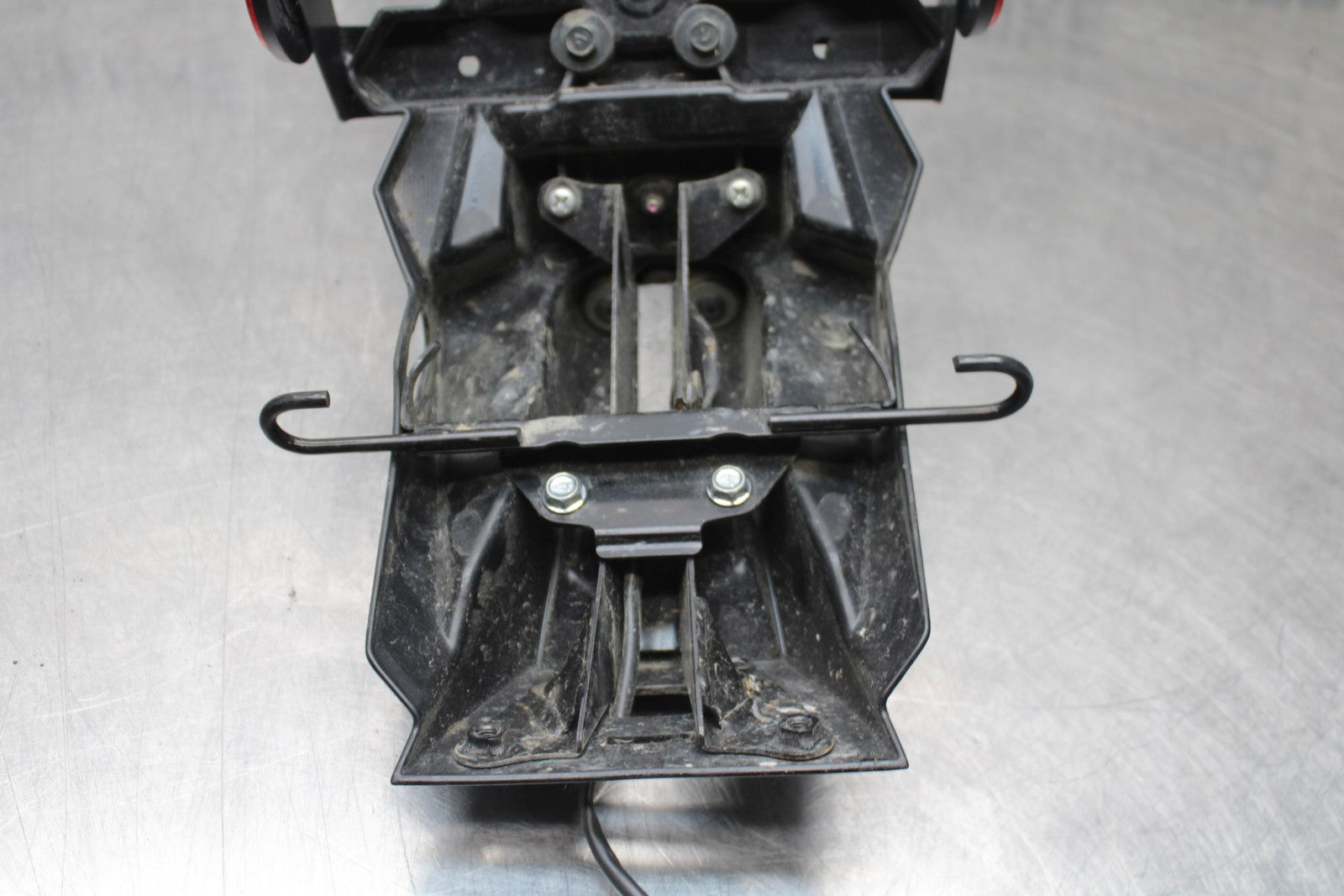 13-17 KAWASAKI NINJA 300 EX300 ABS REAR BACK FENDER MUD GUARD BB187